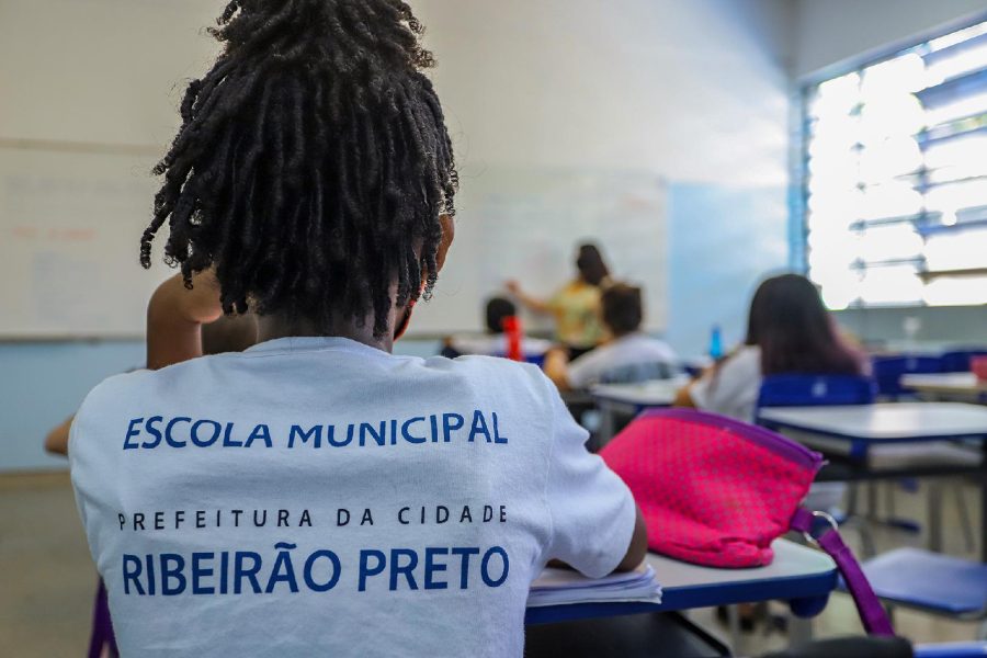 Ribeirão Preto lança encontros quinzenais de saúde mental para alunos