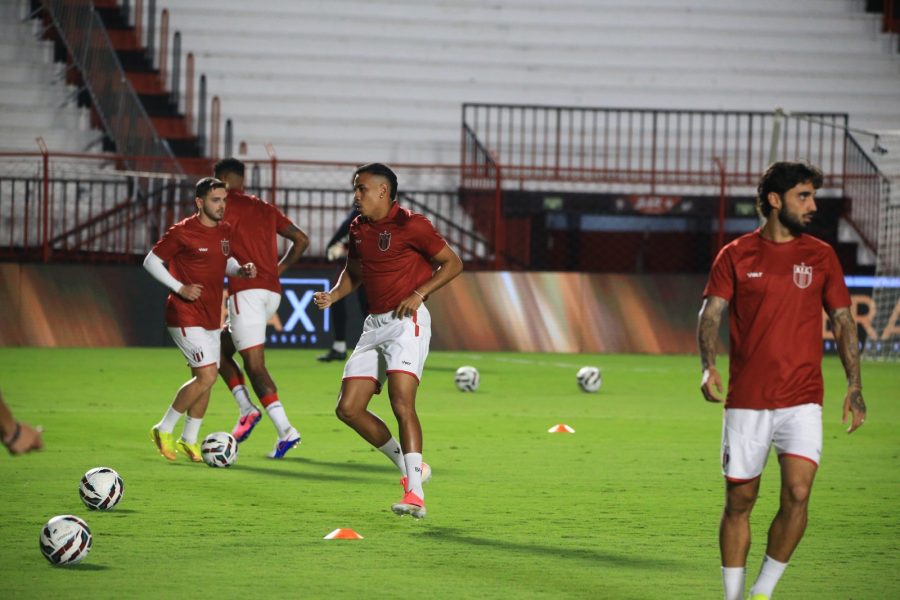 Botafogo-SP busca vitória contra Cuiabá para quebrar tabu no Santa Cruz