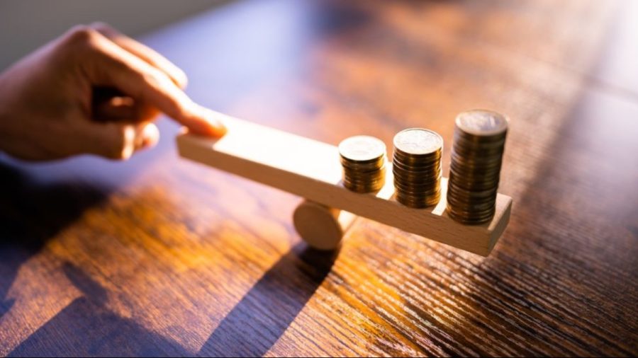 Deflação de 0,40% em agosto: impactos dos juros na economia brasileira