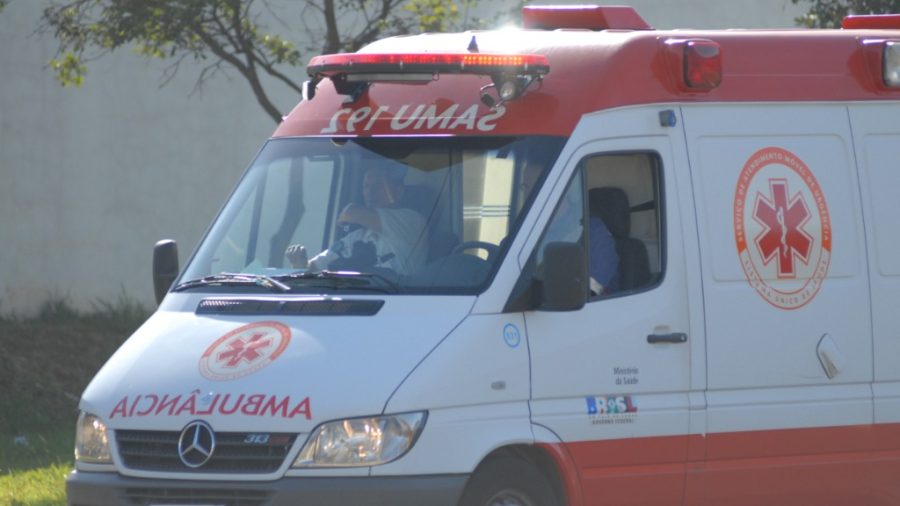 Idosa aguarda transferência para hospital após fratura em Ribeirão Preto